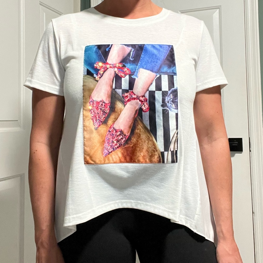 White Graphic High-Low T-Shirt with Colorful Shoe Print